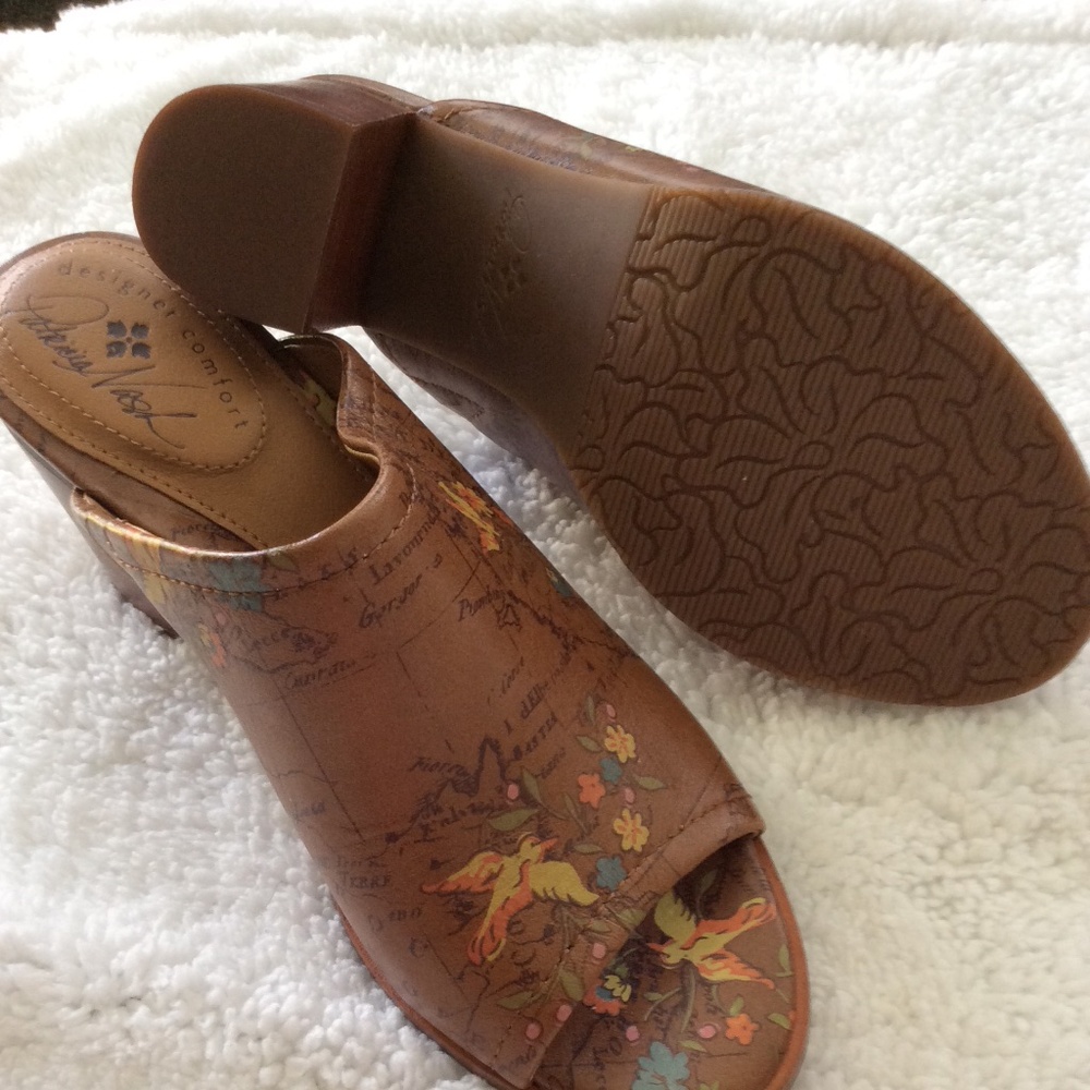Patricia Nash floral map Ottavia heels